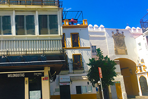 Oficinas de OZA Publicidad en la calle Tomás de Ibarra, 2
